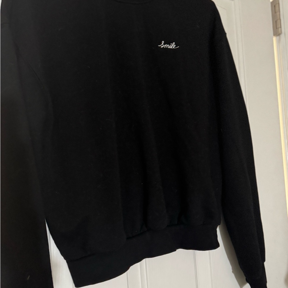 Black 'Smile' Sweatshirt